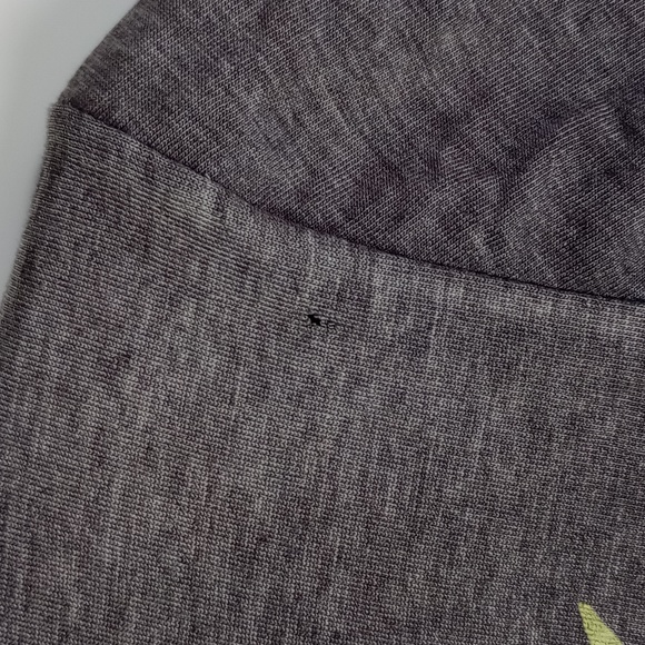 Vintage Vans Worn Holey Original Sole of Skate T Shirt Gray & Green - Picture 6 of 11